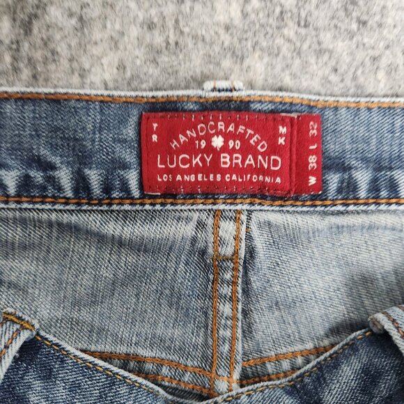 Lucky Brand 121 Heritage Slim Mens Jeans 38x32 Medium Wash Blue Distressed Denim - Picture 3 of 6